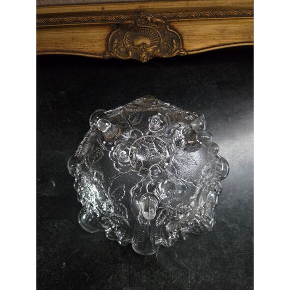 Vintage L.G. Wright 3-Footed Roses Scrolls Bowl 7.75" Pressed Glass Mid Century - Picture 7 of 8